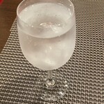 BISTRO L'Assiette - 炭酸水