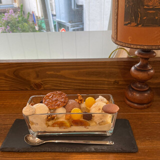 パフェ専門店 ペルフェット_0