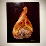 パルコ フィエラ - 美味そうに吊るされた骨付き原木生ハムの絵。食べたくなる♫
      