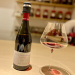 パルコ フィエラ - 『COTE DE NUITS -VILLAGE LES ESSARDS』 2017
      赤ワイン。