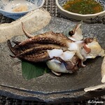 一意鮮心 吾代 - 藁焼きで薫香が付けられた下足