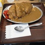 キッチンオトボケ - カツカレー（\600）　これで普通盛り