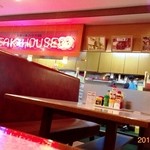 ステーキハウス８８ - ここは８８辻町本店、那覇市内に数店を展開している。