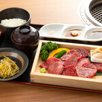 ■ Yakiniku (Grilled meat) platter set meal Take Weekdays only