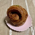 パンやきどころ RIKI - マルコナアーモンドとメープルデニッシュ ¥300