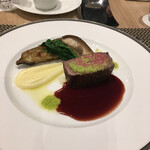 フライヤーズテーブル - お肉のわさびがたまらない　ナスも新鮮　絶品ですね