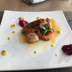 フライヤーズテーブル - 魚介類の創作料理　素材の良さが味わえるように上品なソースでした