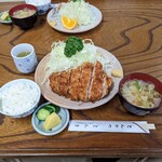 とんかつ とんき - 特大トンカツ定食