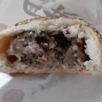 台湾豆坊 - 胡椒餅断面