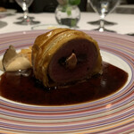 シェ・イノ - 仔羊のパイ包み焼き マリア カラス風 2022.9