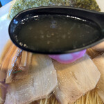 上州濃厚中華蕎麦 はたお商店 - 綺麗なスープ
