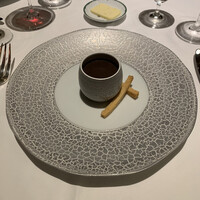 シェ・イノ - 黒トリュフのピューレをかけた温度玉子 2022.9