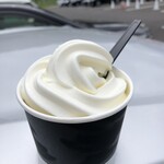 テラスキッチン - ソフトクリーム：４００円