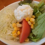 レストラン スター - バリューセット(¥350)のサラダ(小)