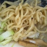 麺屋 にぼすけ - にぼすけらぁめん　麺アップ