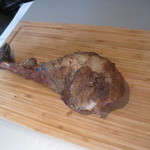 ウシマル - 仔イノシシのお御足