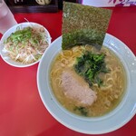 たま家 - ラーメン+ネギ丼¥900