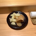 鮨 りんだ - ガリ