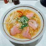 弥五郎 - 鷄豚うすくち正油ラーメン