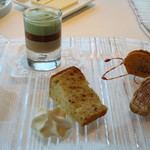 オーグードゥジュール ヌーヴェルエール - アミューズです。やはりこちらならではの物。