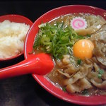 肉玉そば おとど - 肉玉そば、ごはん