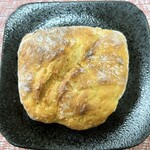Boulangerie coron - 北海道産新生姜と蜂蜜のカンパーニュ