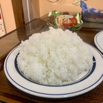キッチン あずま - ライスは山盛り４００g♡