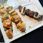 Yakitori ya - とり（＠100円）、たん（＠100円）