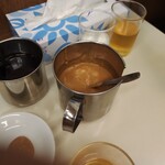 ぎょうざ専門店 赤萬 三宮店 - 