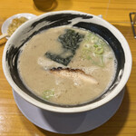 濃厚煮干とんこつラーメン 石田てっぺい - 石田ラーメン　750円