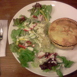 アルズカフェ - ステーキアンドギネスパイ950円