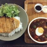 スープカレー屋 鴻 - ロースカツ（1450円）