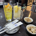 韓国酒場マニモゴ - 果肉の入った ドリンクは 女子ウケ 間違いなし