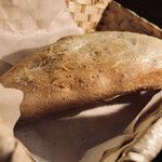 未来カレー こりす - 自家製パン