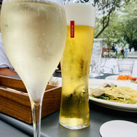 grigio la tavola - 