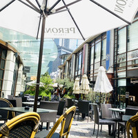 grigio la tavola - 