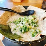 バリバリジョニー - バリとんラーメンチャーシュー麺