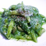 ル スプートニク - パスタ（トロフィエ）、オカヒジキ、カキ、ニラ&ジェノベーゼ