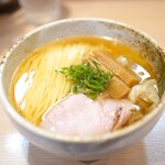 麺笑 巧真 - 塩らーめん700円