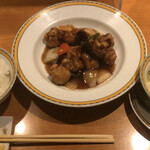 銀座アスター - メイン　酢豚にライス　スープ