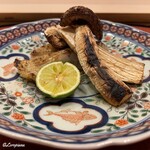 御料理 寺沢 - 松茸焼とのどぐろの備長炭焼