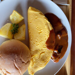 カフェ 金澤園 - オムレツ　デミグラスソース¥1540