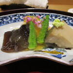 礒田 - 先付「毛蟹・蒸し鮑・ミニオクラ・キクラゲ」