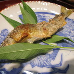 礒田 - 焼物「鮎の塩焼き・風干し」