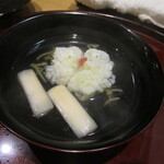 礒田 - お椀「牡丹鱧」