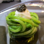 プレゼンテ スギ - 本日のパスタ（キッタラ、セルバチコ、自家製サワークリーム、キャヴィア）