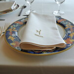 フレンチレストラン ミクニ サッポロ - ２０２２年１０月２日のテーブルセット