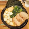 Machida Shouten - MAXラーメン + 麺増し + うずら5個 + うずら5個 + ほうれん草
