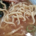 Izumiya - 麺アップ