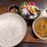 三日月食堂 - 